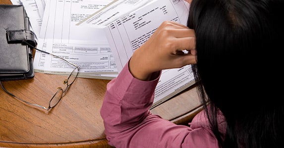 Reduce your debt © Arto - Fotolia.com