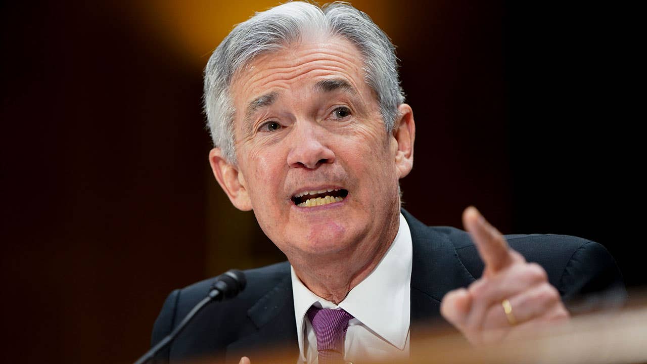 Jerome Powell speaks at Federal Reserve
