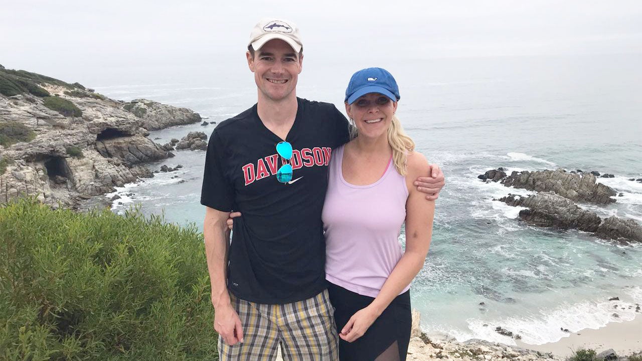 Couple traveling using FIRE