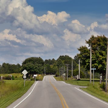 Smalltown roads of Kentucky