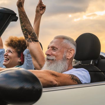 Older couple on a roadtrip