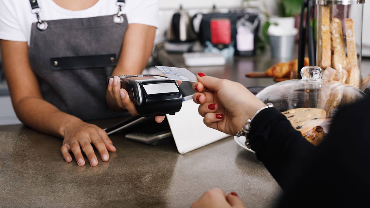 customer paying with credit card