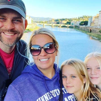 holly Johnson and family on vacation