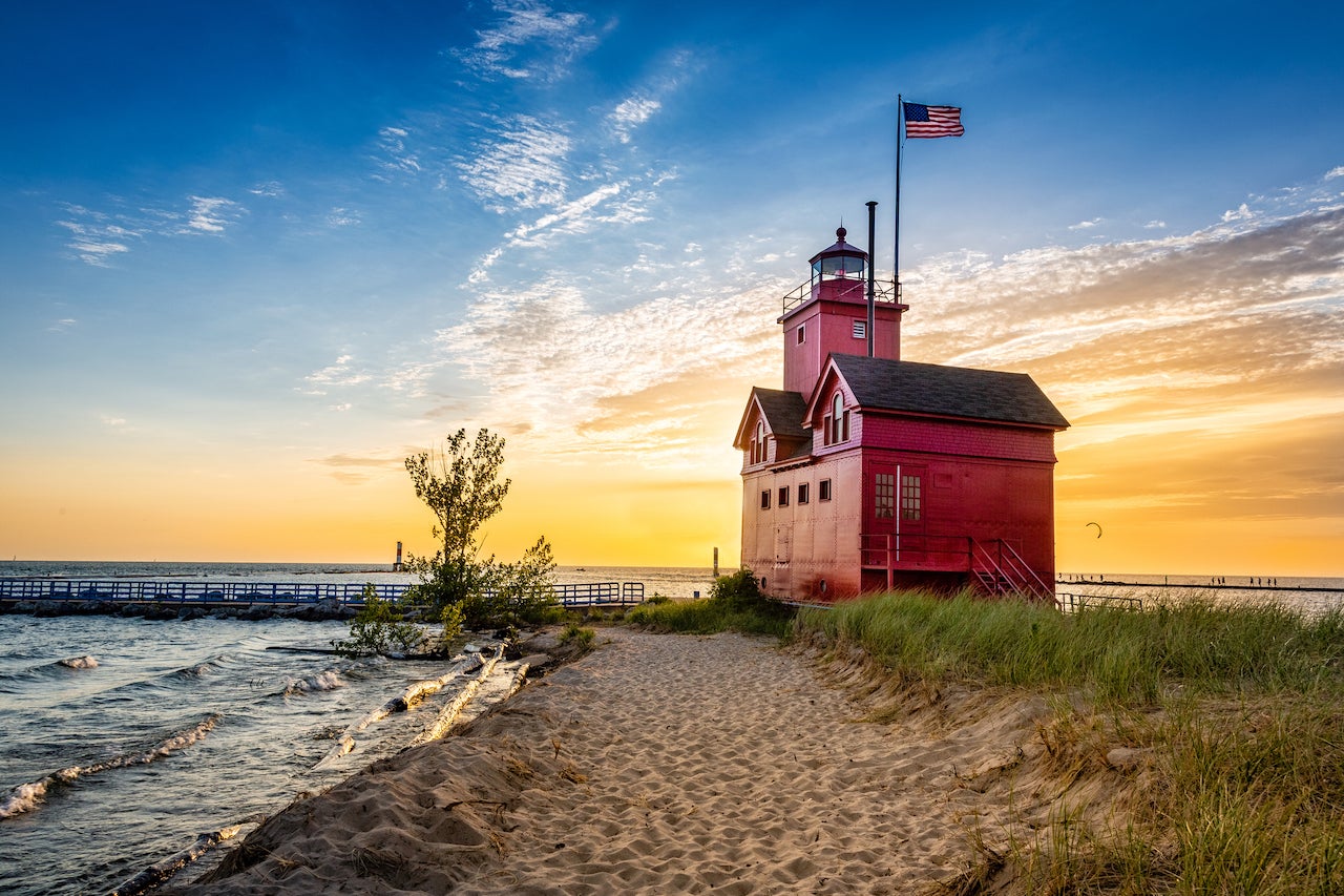 "big red" lighthouse holland, mi - michigan housing market