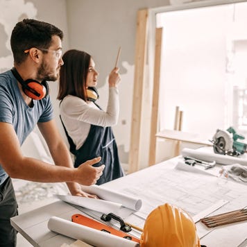 Two architects renovating an apartment