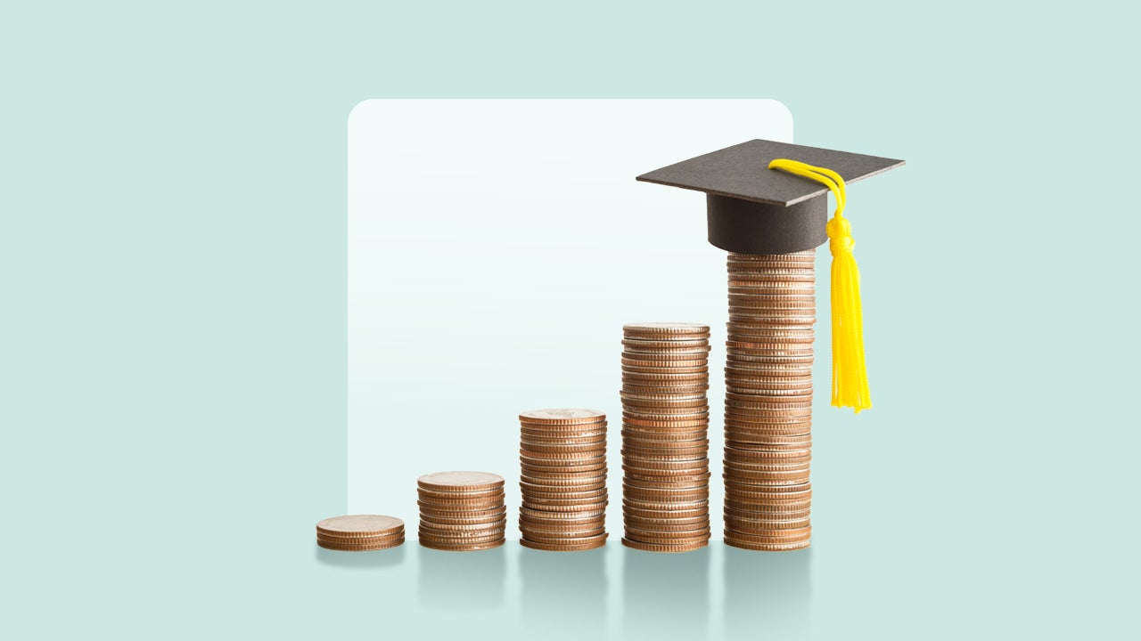 Stack of coins rising in an upward trend with a graduation cap on the last and highest pile