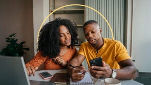 Is it better to file as married filing separately or married filing jointly