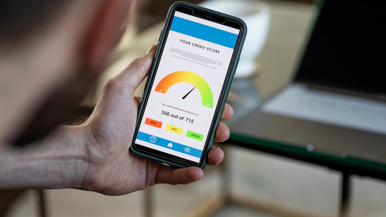 credit score on mobile phone