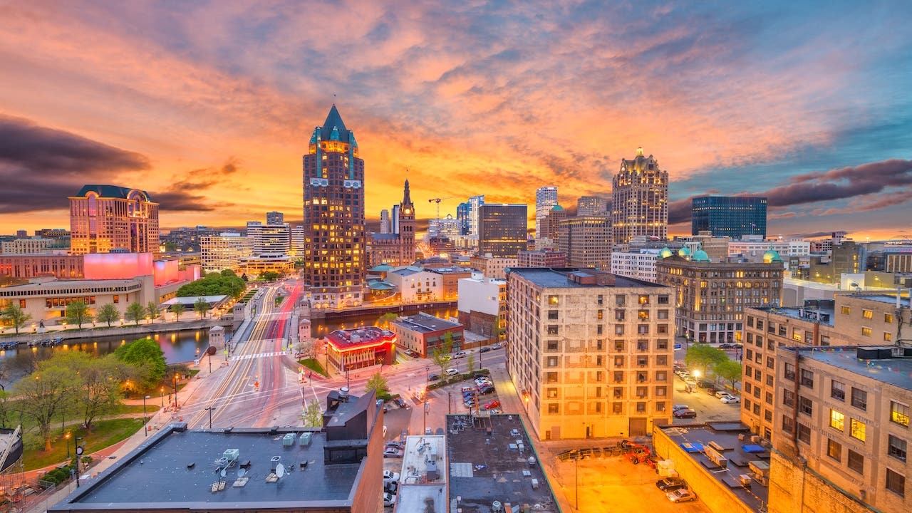 Milwaukee, WIsconsin, USA downtown skyline at dusk.